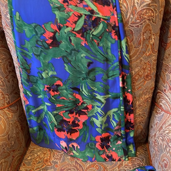 NWT Rachel Roy 2 piece outfit. Pants size8 & shirt size medium. - Picture 2 of 7